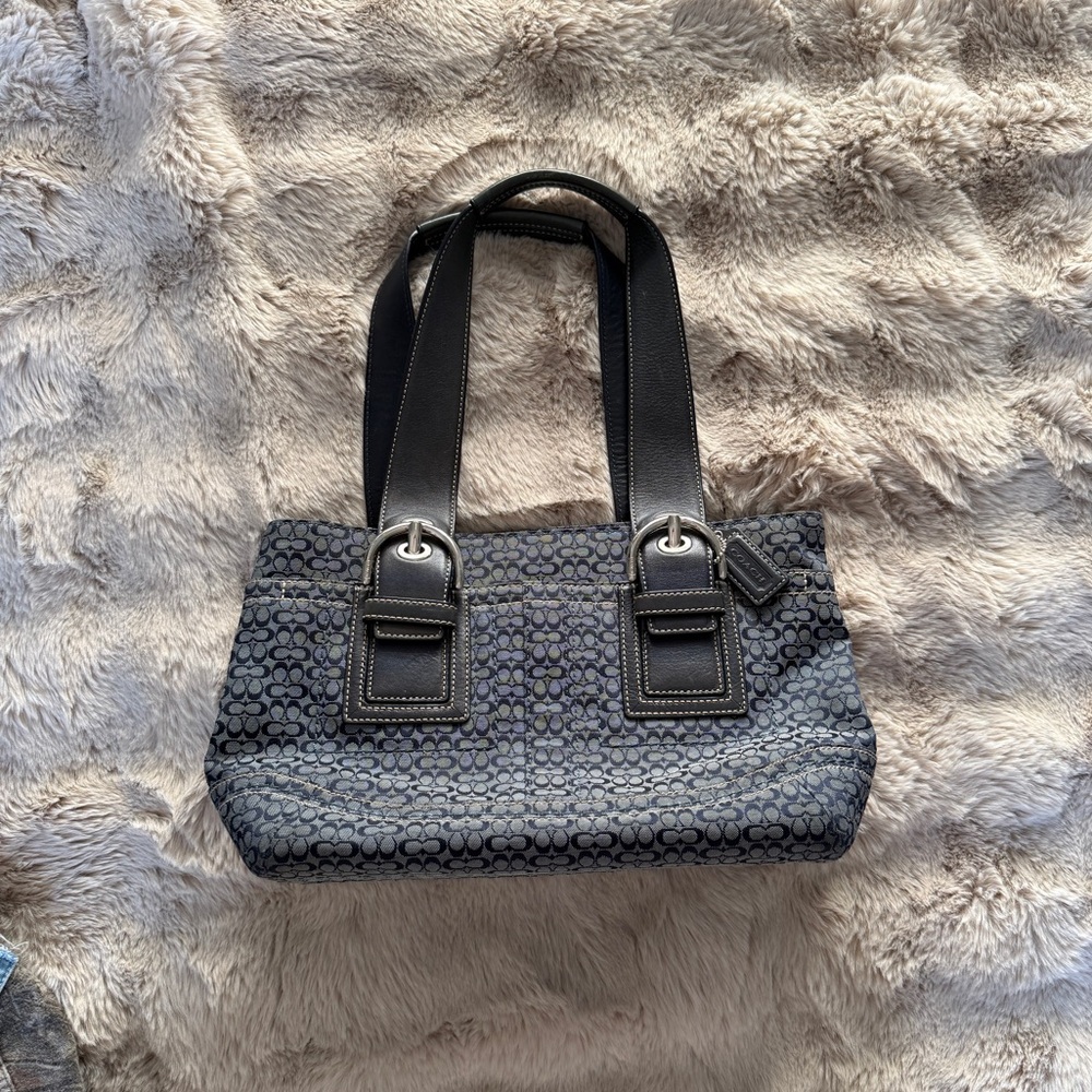**SOLD** Y2K Coach Handbag